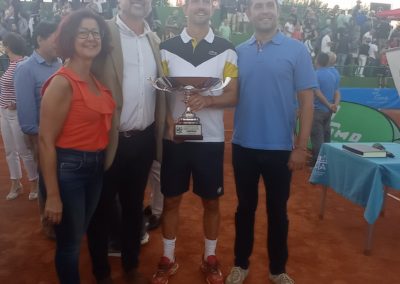 El rodende Guillermo García López se hizo con la primera Copa de Leyendas al ganar el la final al tenista toledano Feliciano López