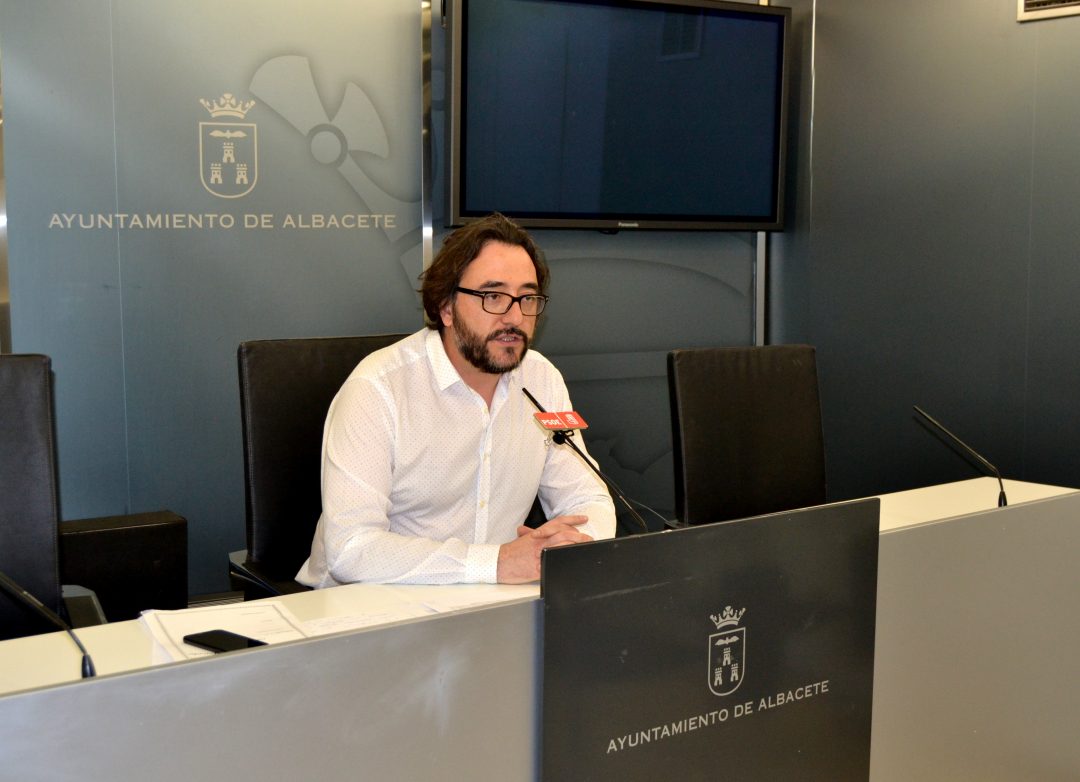 EL GRUPO SOCIALISTA EXIGE MEJORAS EN EL SERVICIO DE AUTOBUSES PARA ASEGURAR SU ACCESIBILIDAD A LAS PERSONAS CON MOVILIDAD REDUCIDA