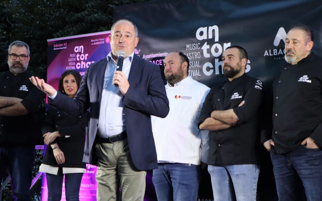 Sáez Cruz: “Hemos entregado el testigo del Antorchas Festival al Equipo de Gobierno, suya es la responsabilidad de que este certamen siga creciendo”