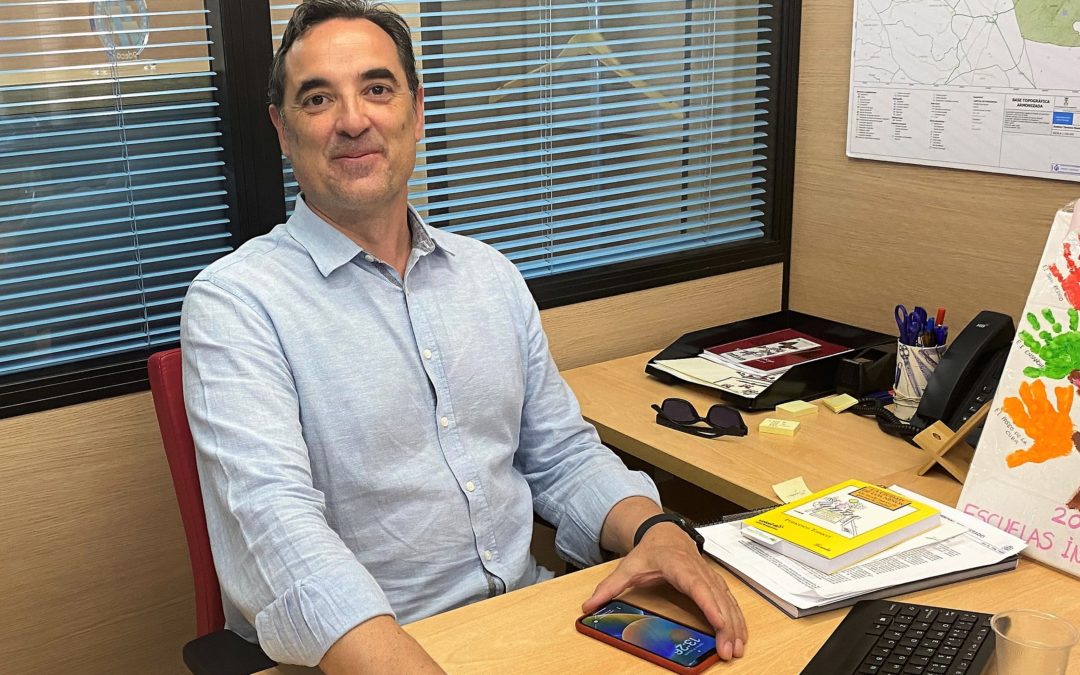 Jacinto Navarro: El señor Serrano López, con sus declaraciones “denota un profundo desconocimiento de la realidad, bien por negligencia o bien de forma intencionada”