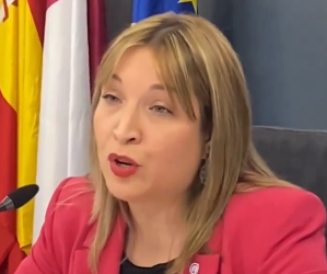 Amparo Torres ha analizado en una entrevista, en el programa ‘Hoy por Hoy’ de Radio Albacete Cadena SER, el proyecto de Presupuestos del PP, que ha calificado como «irrealizable» y que de llevarse a la práctica, «provocaría el mayor endeudamiento de la historia del Ayuntamiento de Albacete»