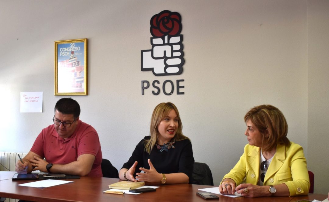 Manuel Serrano aún no ha contado cómo condicionará su gestión el pacto con Vox para sacar adelante los Presupuestos