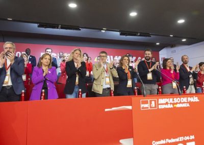 «Presidente, quédate. Estamos contigo»