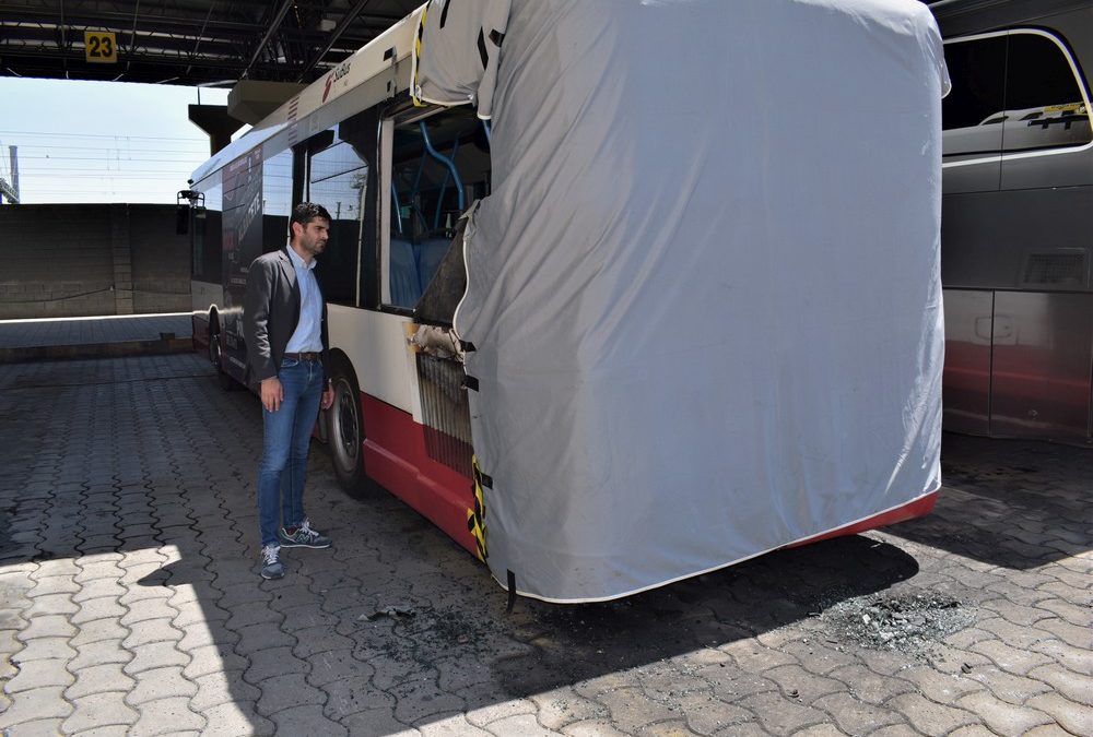 José González: “A Manuel Serrano solo le ha hecho falta un año para volver a convertir la Estación de Autobuses y su entorno en un espacio inseguro”
