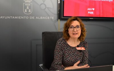 El protocolo para regular las redes sociales municipales se queda por tercera vez sobre la mesa porque Manuel Serrano se empeña en utilizarlas para su promoción personal