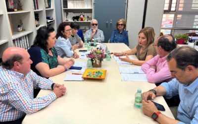 Amparo Torres pide una línea de ayudas municipales para instalar ascensores en barrios como Fátima para facilitar la vida a las personas mayores y con movilidad reducida