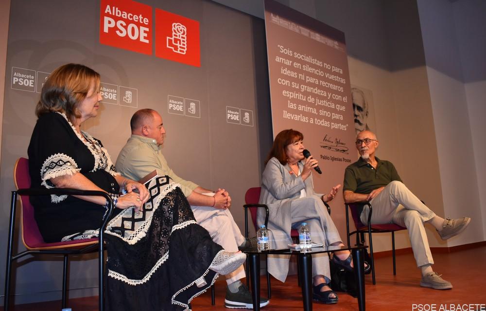 Cristina Narbona inaugura la ‘Escuela de Pensamiento Socialista’ del PSOE de Albacete y pone el foco en la “defensa de los derechos y libertades que pueden sufrir amenazas reales”