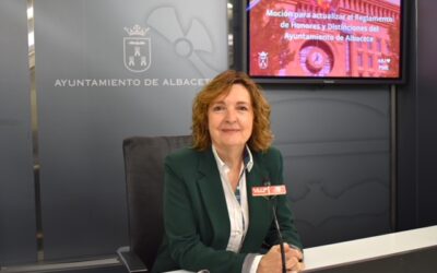 El Grupo Socialista propone actualizar el Reglamento de Honores y Distinciones del Ayuntamiento de Albacete para reforzar la memoria institucional y la transparencia