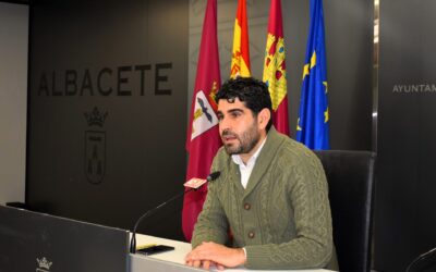 El PSOE denuncia que las sesiones de cuentacuentos se reducen a menos de la mitad por la falta de gestión de Manuel Serrano y de su concejal de Educación