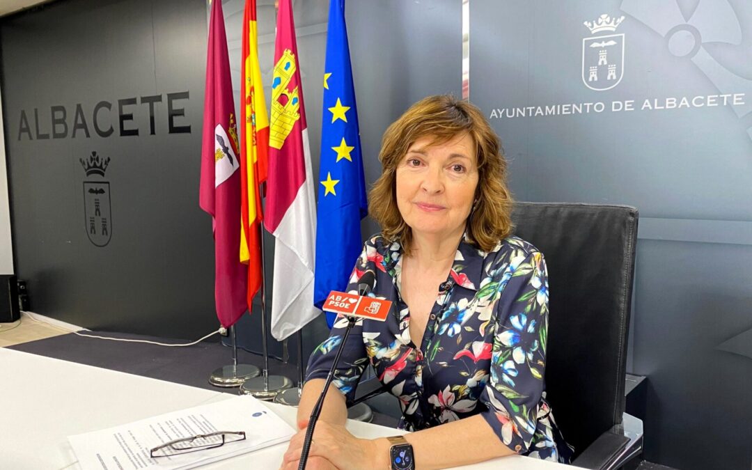 El Grupo Municipal Socialista denuncia la “trampa”  de Manuel Serrano para impulsar los pisos turísticos sin tener en cuenta la opinión de los vecinos y vecinas
