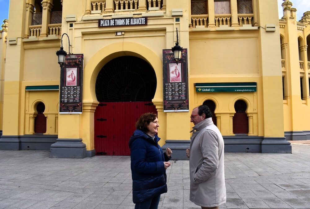 El Grupo Socialista denuncia que Manuel Serrano ha dejado caducar el contrato de la Plaza de Toros y cambia el modelo de gestión sin transparencia ni participación