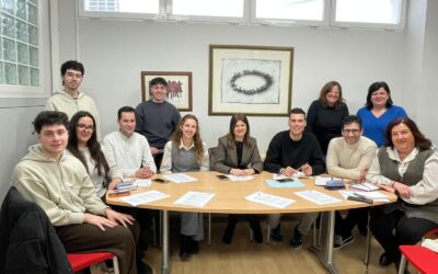 Juventudes Socialistas y CCOO Albacete abordan los retos laborales y la precariedad en la juventud.