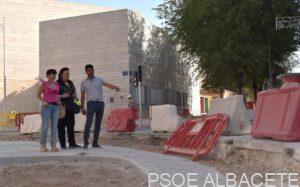 El PSOE afirma que la situación de las obras de la avenida Julio Carrilero convierten el acceso a la Feria en una “carrera de obstáculos”